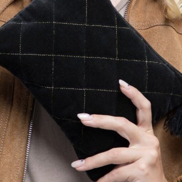 Quilted Black Velvet Clutch Pouch with Fine Thread Tassel and Zip Top Metallic - Picture 6 of 8